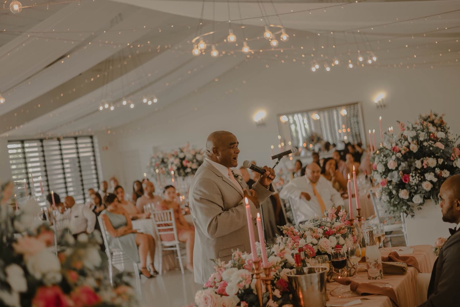 Wedding speeches that people actually enjoy listening to